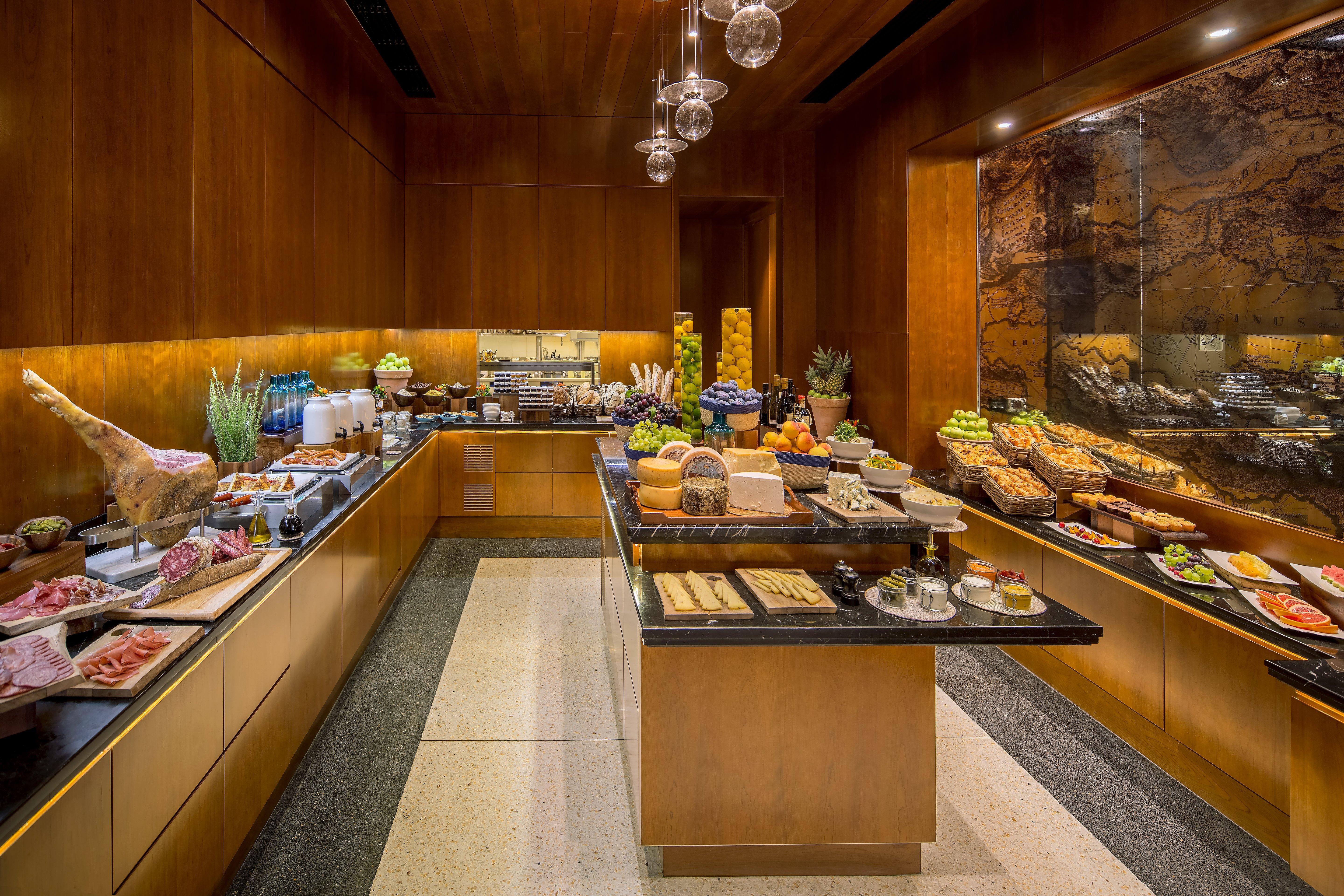 Regent Porto Montenegro Τίβατ Εξωτερικό φωτογραφία The Club at Changi Airport