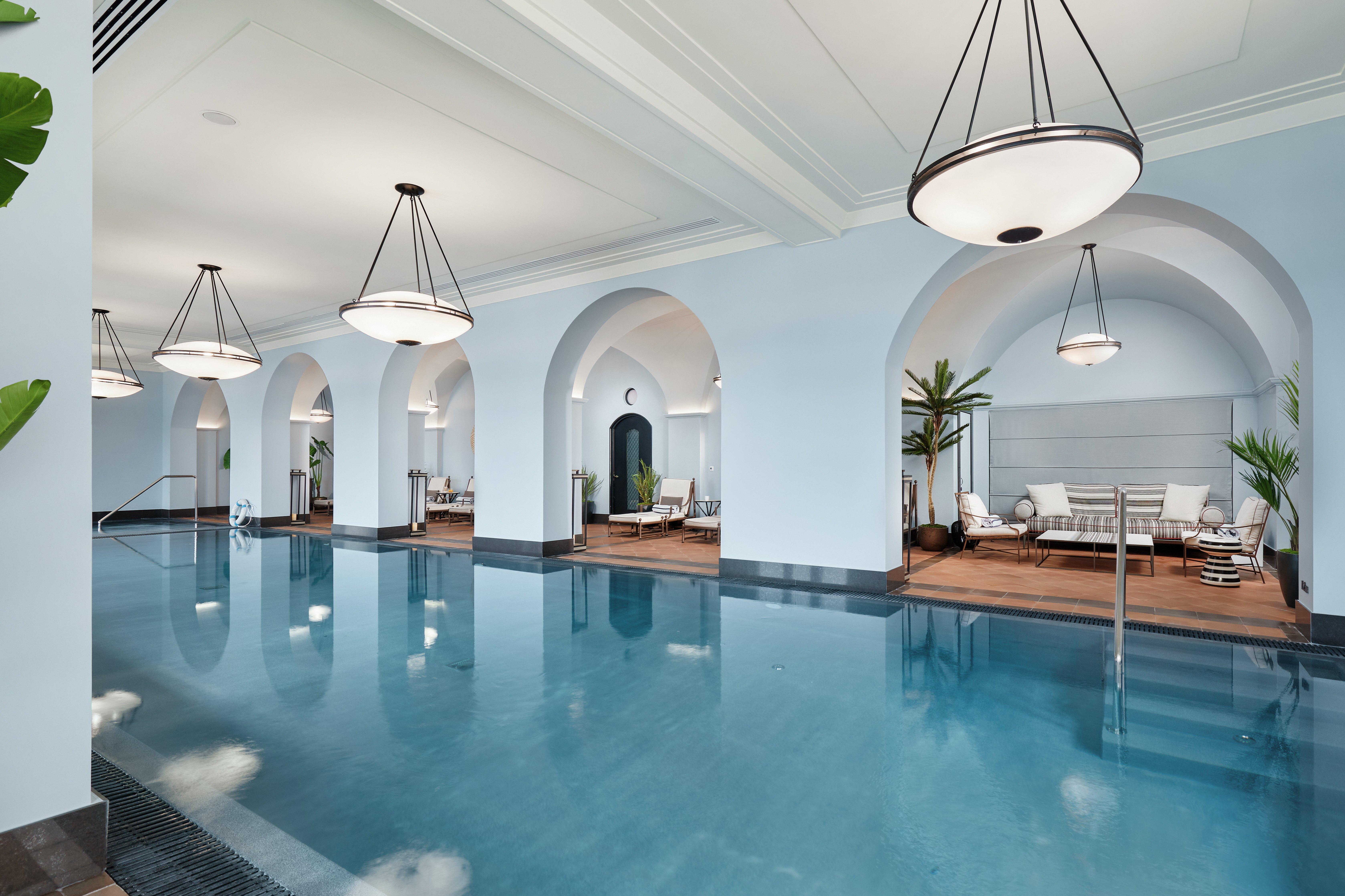 Regent Porto Montenegro Τίβατ Εξωτερικό φωτογραφία The pool at The Connaught