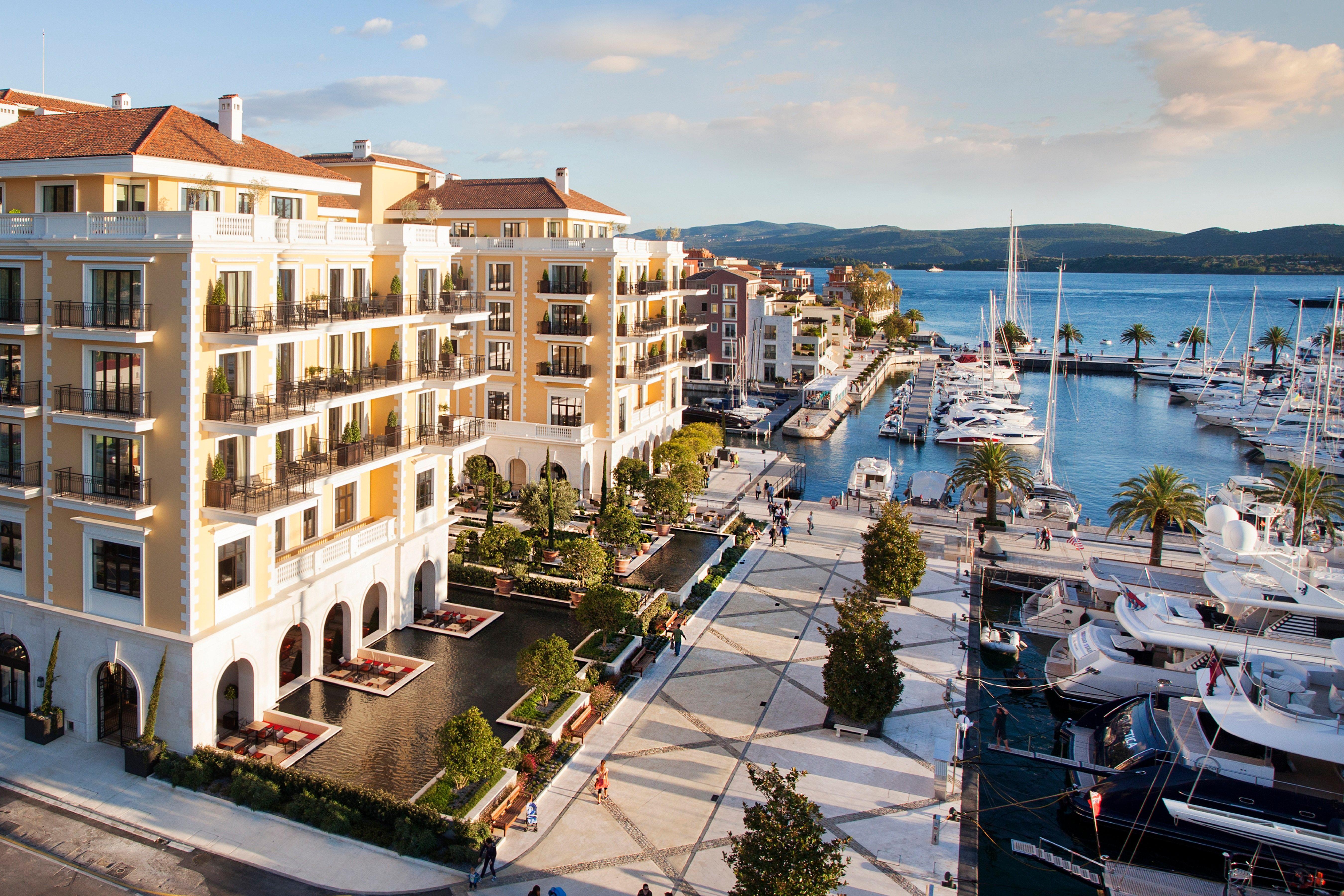 Regent Porto Montenegro Τίβατ Εξωτερικό φωτογραφία View of the marina