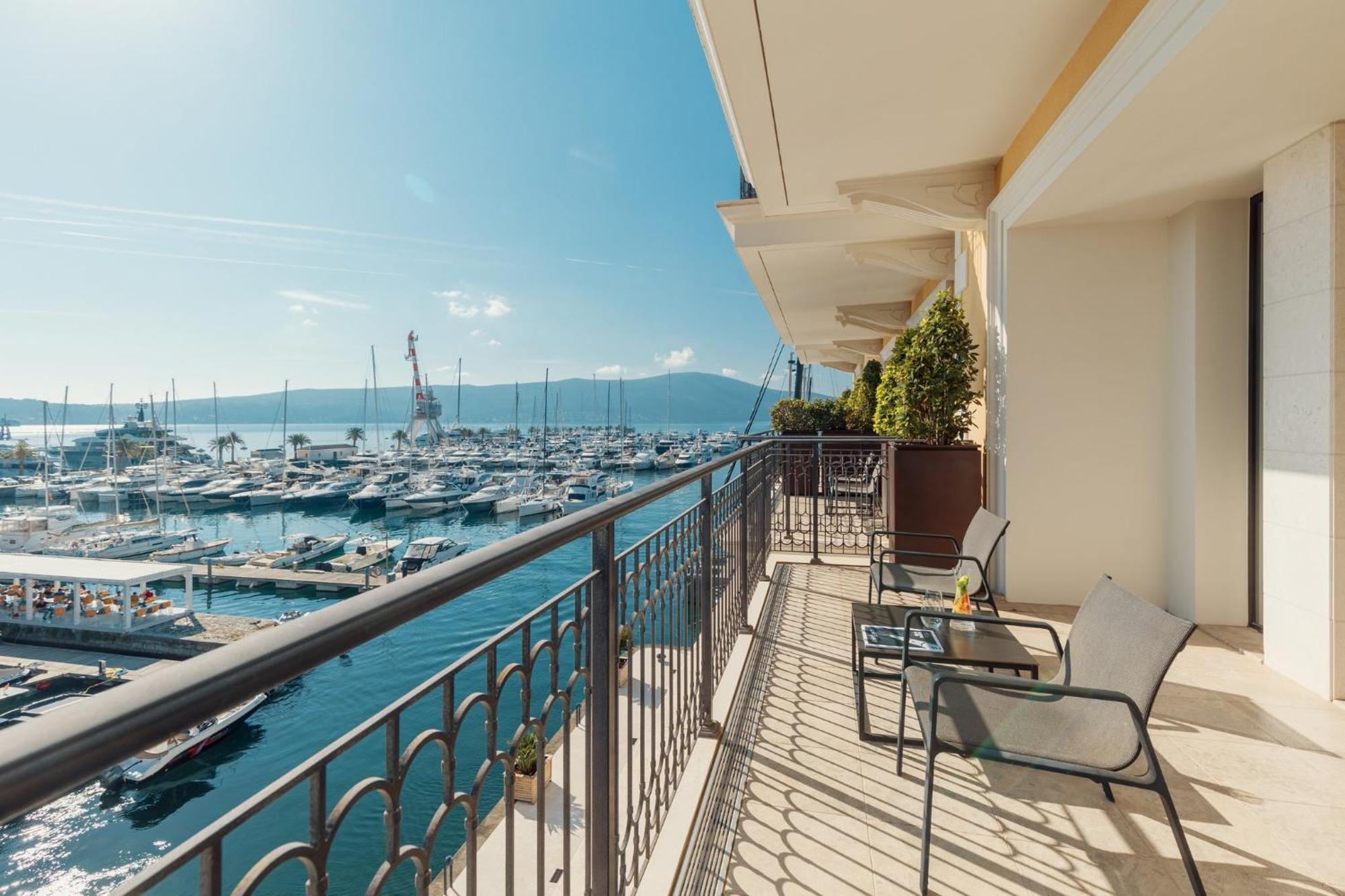 Regent Porto Montenegro Τίβατ Εξωτερικό φωτογραφία View from the hotel