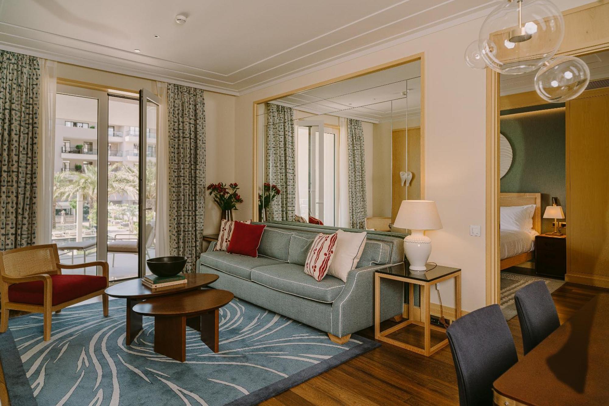 Regent Porto Montenegro Τίβατ Εξωτερικό φωτογραφία A suite at the hotel
